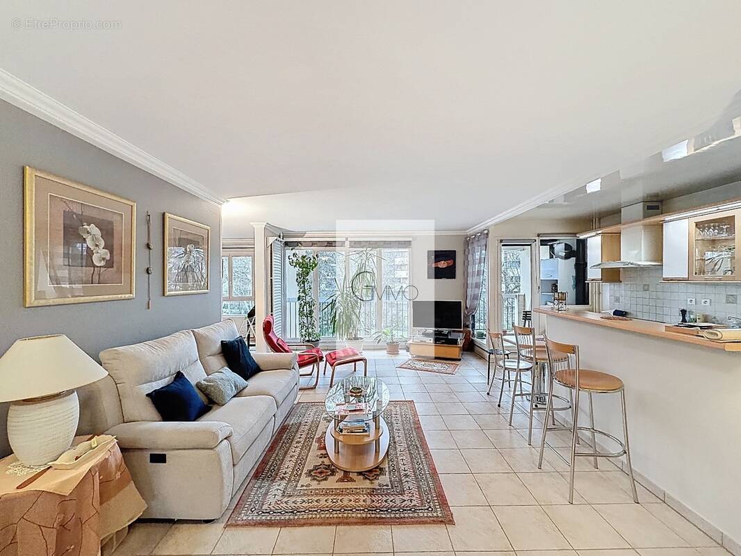 Appartement à L'HAY-LES-ROSES