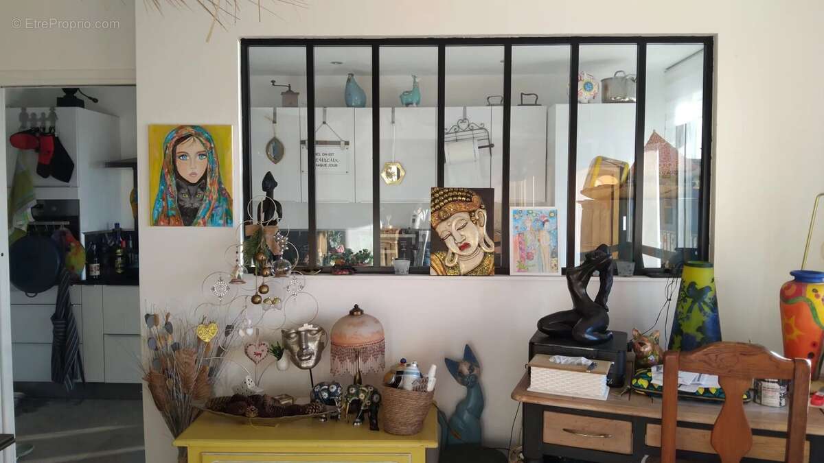 Appartement à MARSEILLE-9E