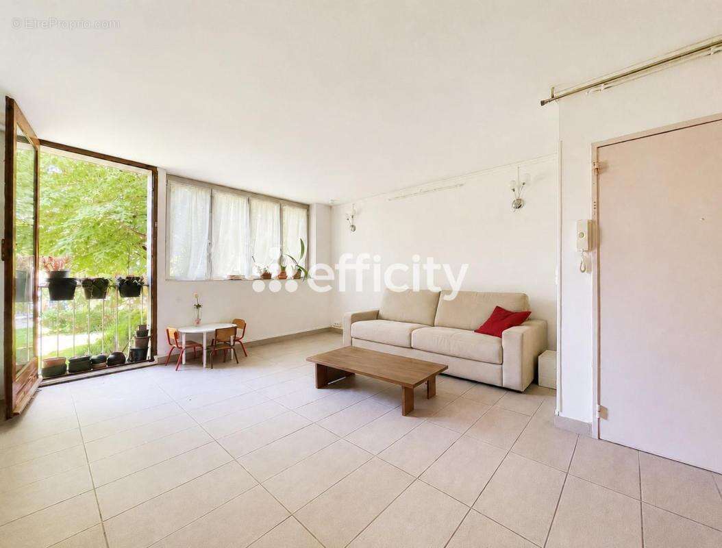 Appartement - photo 2