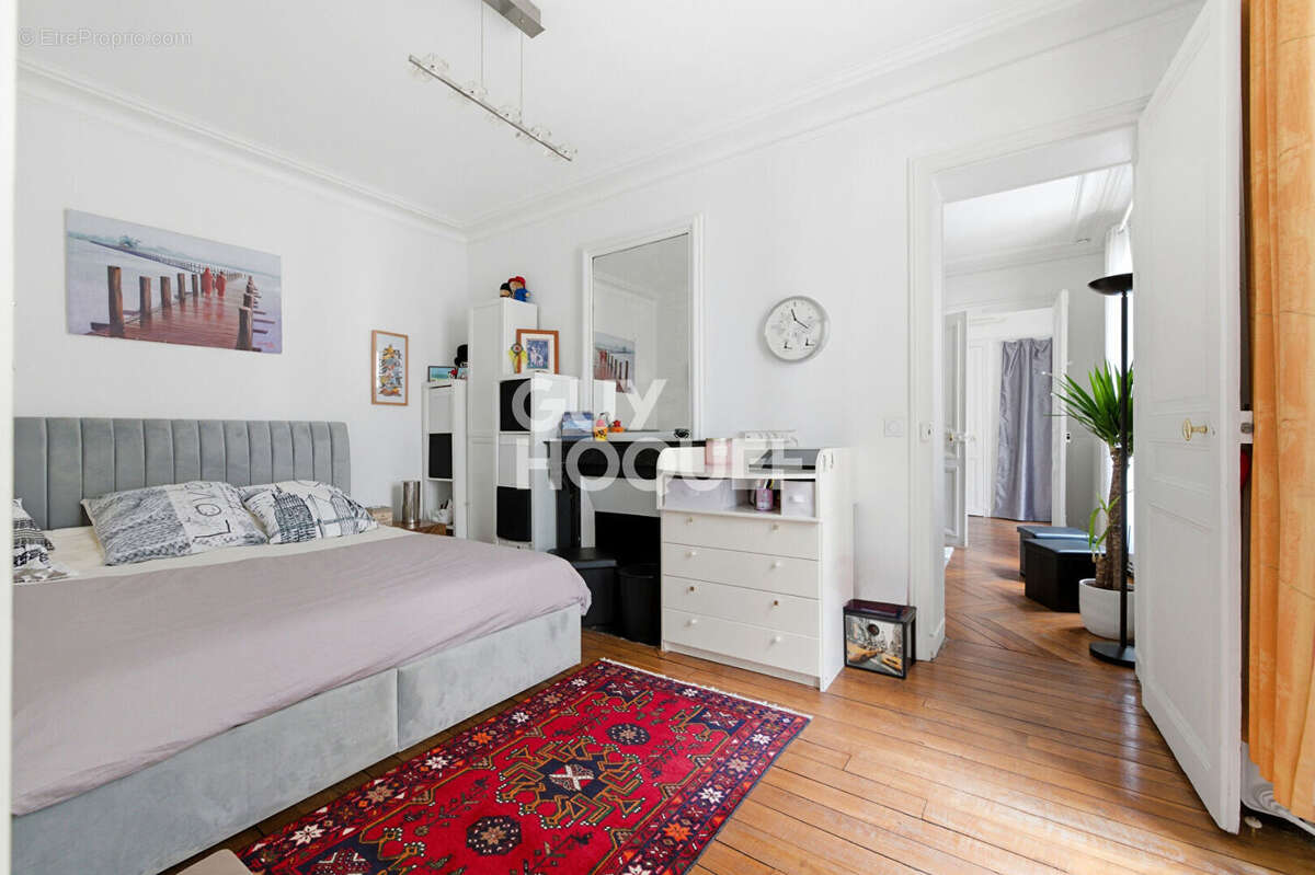 Appartement à PARIS-9E