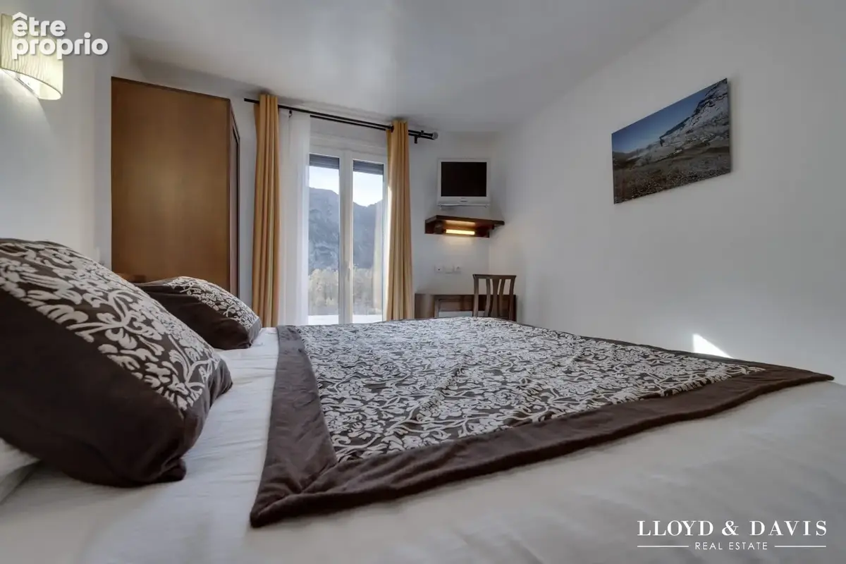 Maison 11 pièces 210 m² à vendre à Tignes (73320) - photo 7
