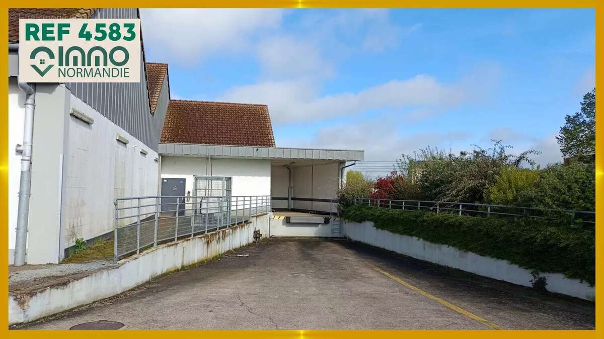 Local Commercial - photo 2