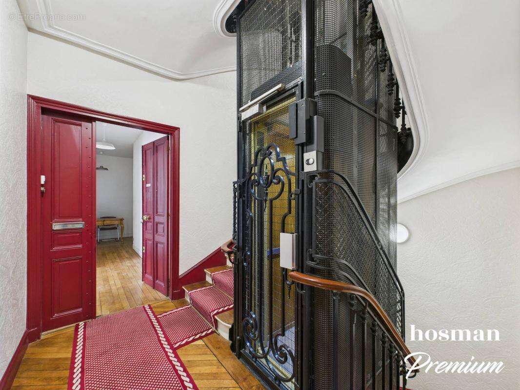 Appartement à PARIS-18E