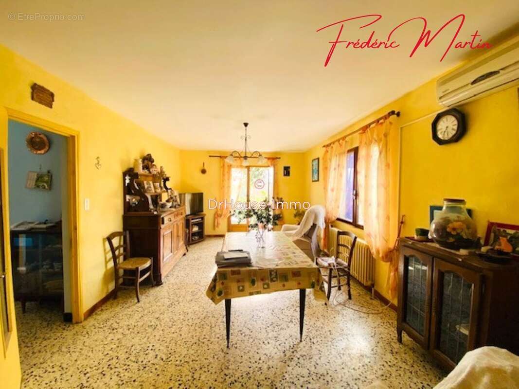 Maison 124 m² à Uzes  - photo 3