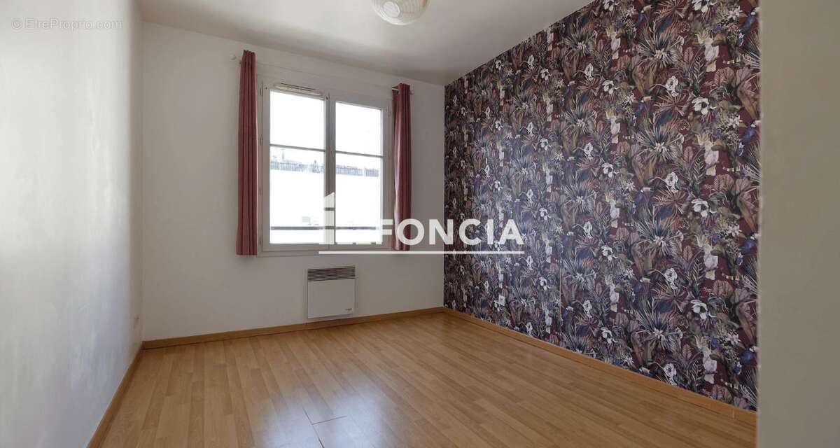 Appartement à CORBEIL-ESSONNES