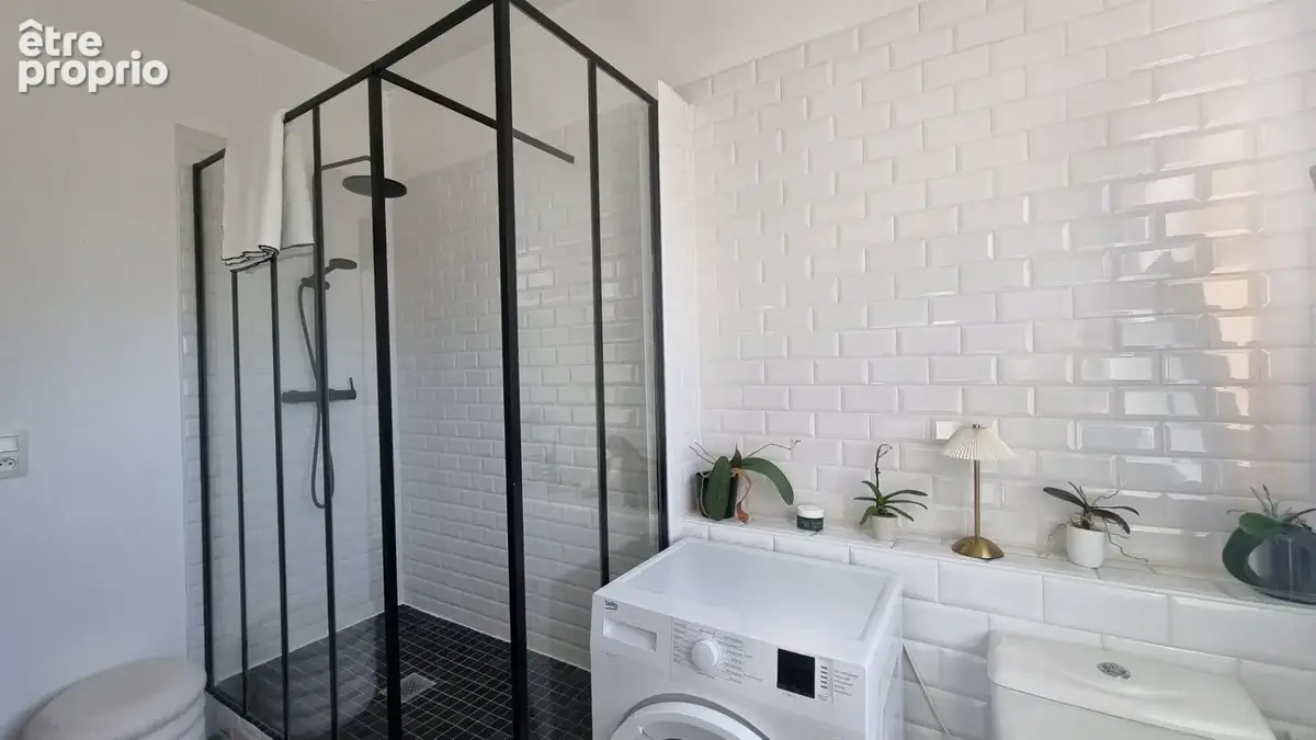 Appartement à vendre - Rouen Centre - 69,52 m² - 2 chambres - 3 balcons - Dernier étage - photo 10