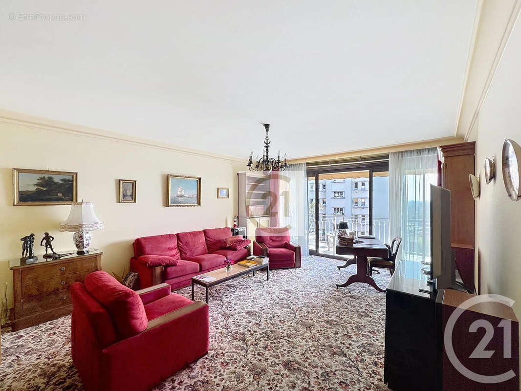 Appartement à SAINT-CLOUD