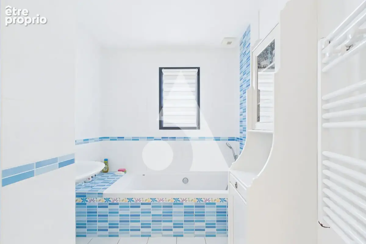 Maison 6 pièce(s) 143 m2 - photo 7