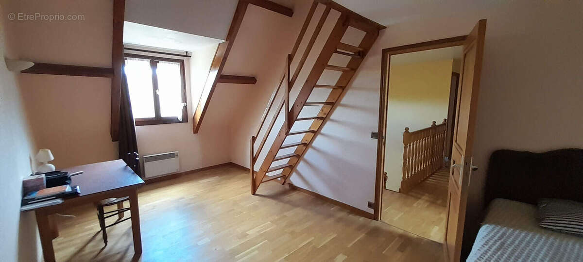 Maison à LIMOURS