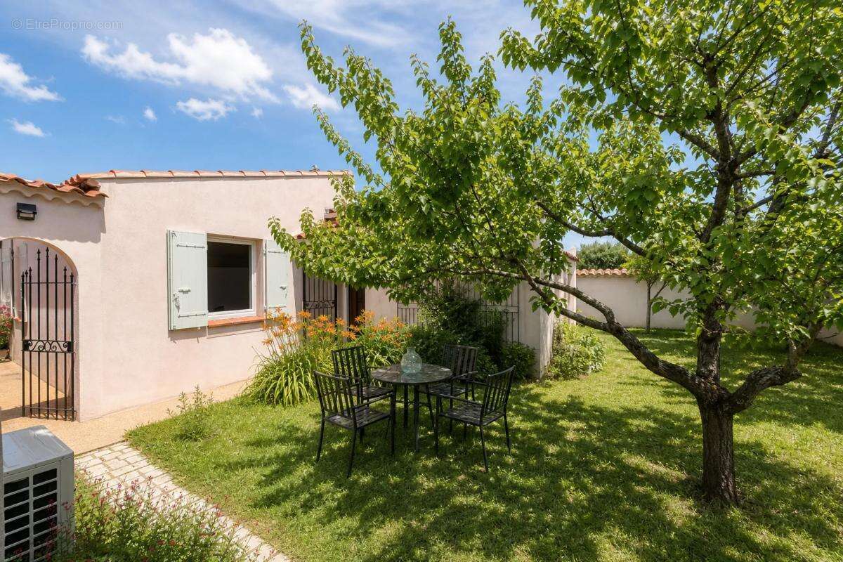 Maison de 5 pièces de 109 m² à Donzère - photo 64