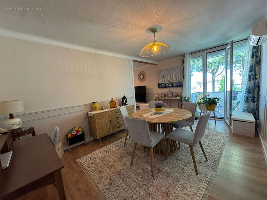 Appartement à BEZIERS
