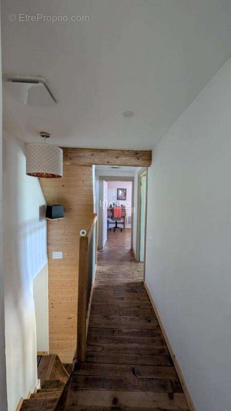 Maison à VILLARDEBELLE