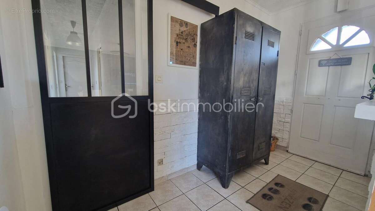 Maison de plain-pied avec beau terrain piscinable - photo 3