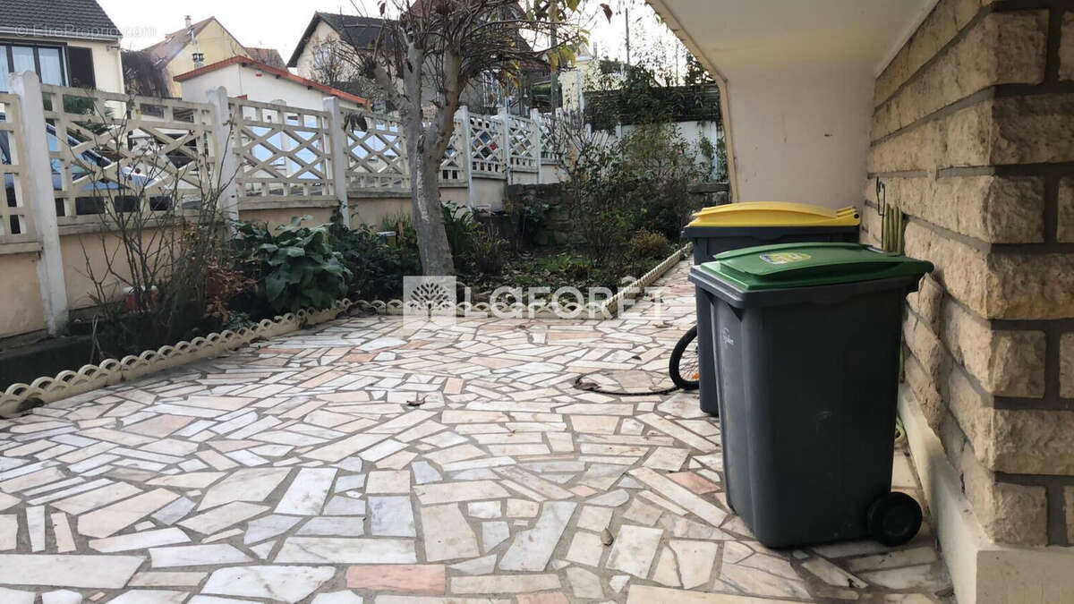 Maison à GOUSSAINVILLE