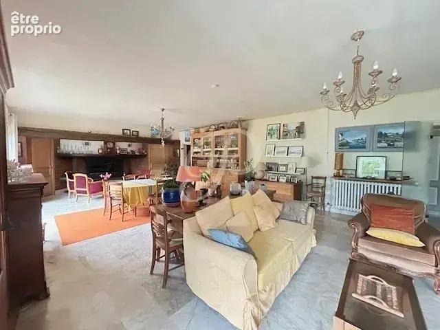Grande Maison avec 13500m2 de terrain - photo 8