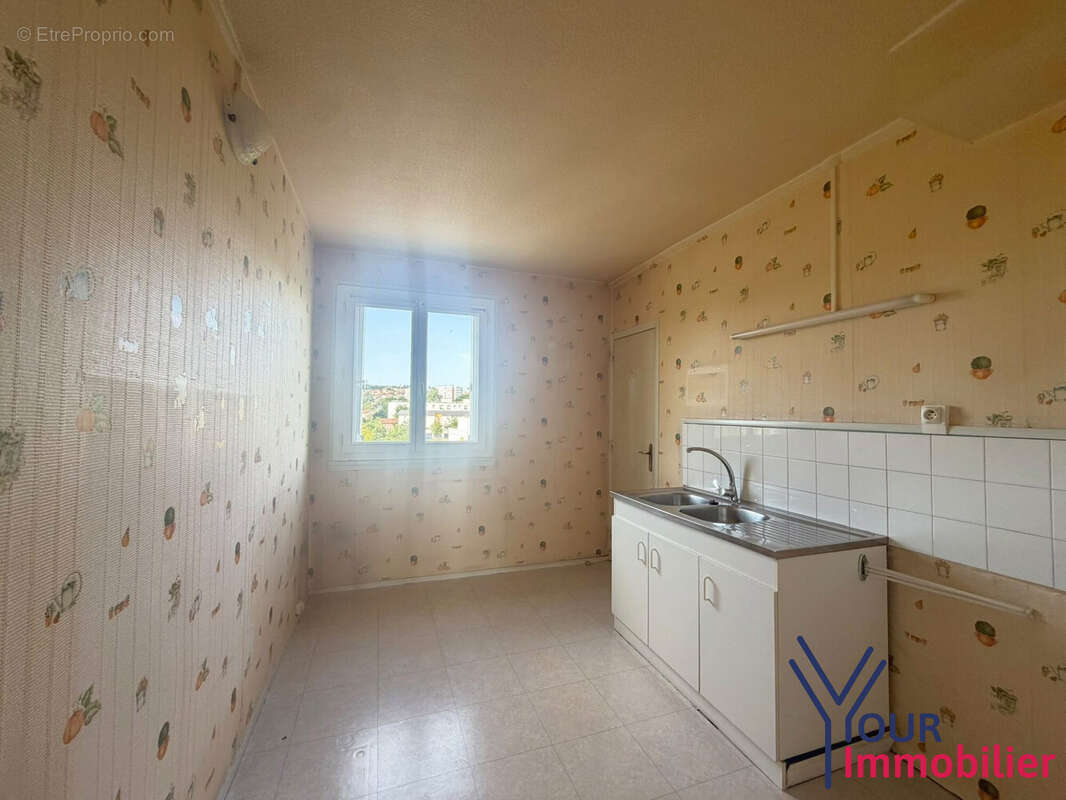 Appartement 58 m² à Grigny  - photo 4