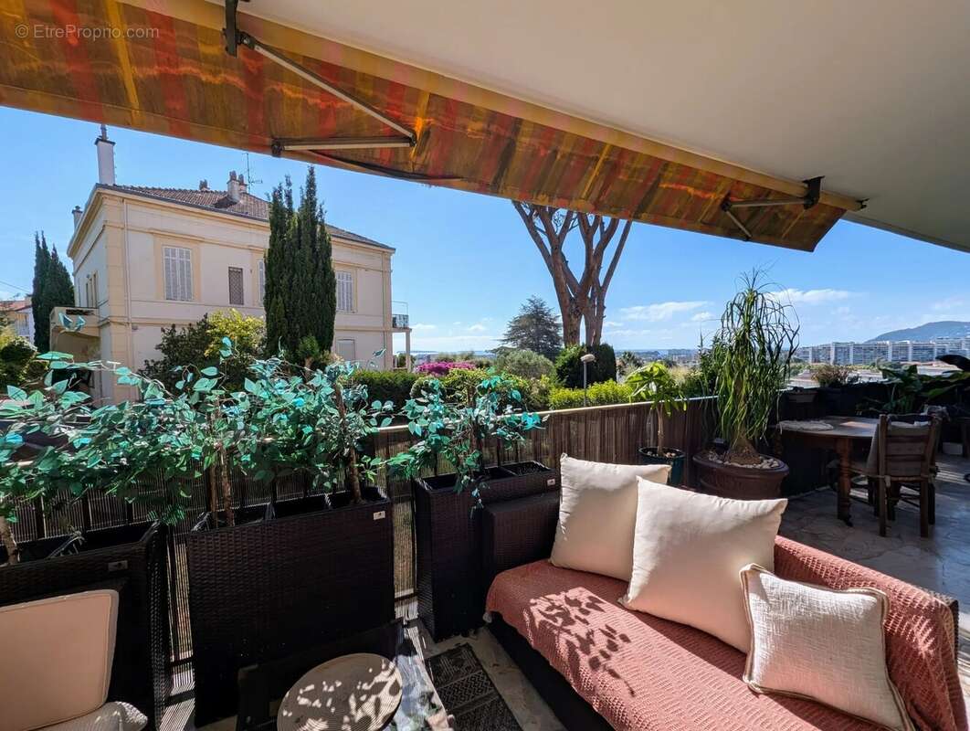 Superbe appartement t2 calme / vue mer grande terrasse et garage - photo 12