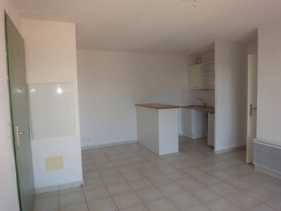 Appartement à BOURG-SAINT-ANDEOL