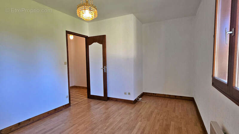 Maison à ORADOUR-SUR-GLANE