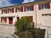 Maison à NIEUL-LES-SAINTES