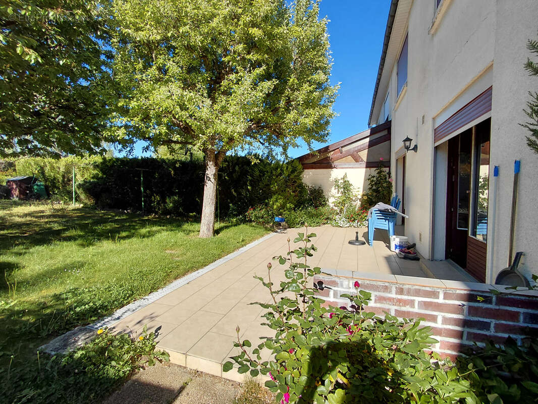 Maison à MUIZON