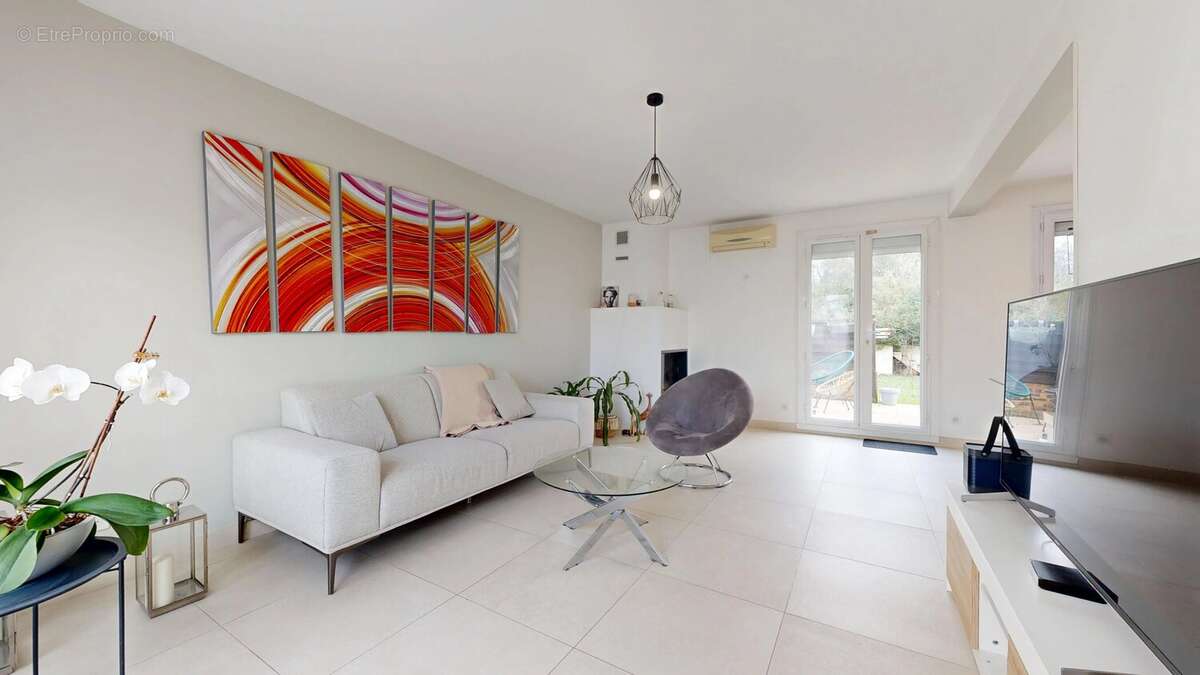 Maison 91 m² à Claye-Souilly  - photo 4