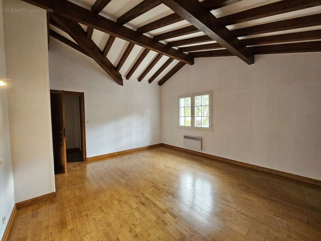 Maison à MOUGUERRE