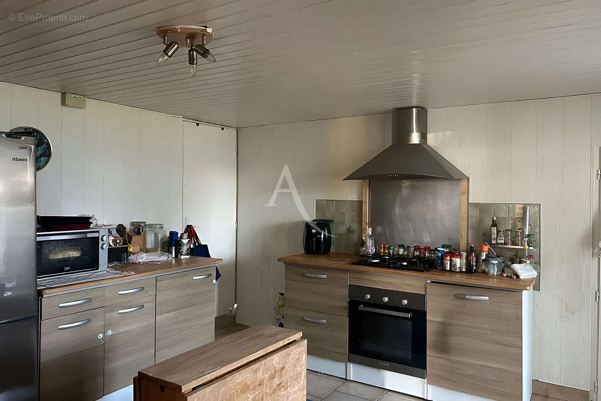 Maison à L'ILE-D'ELLE