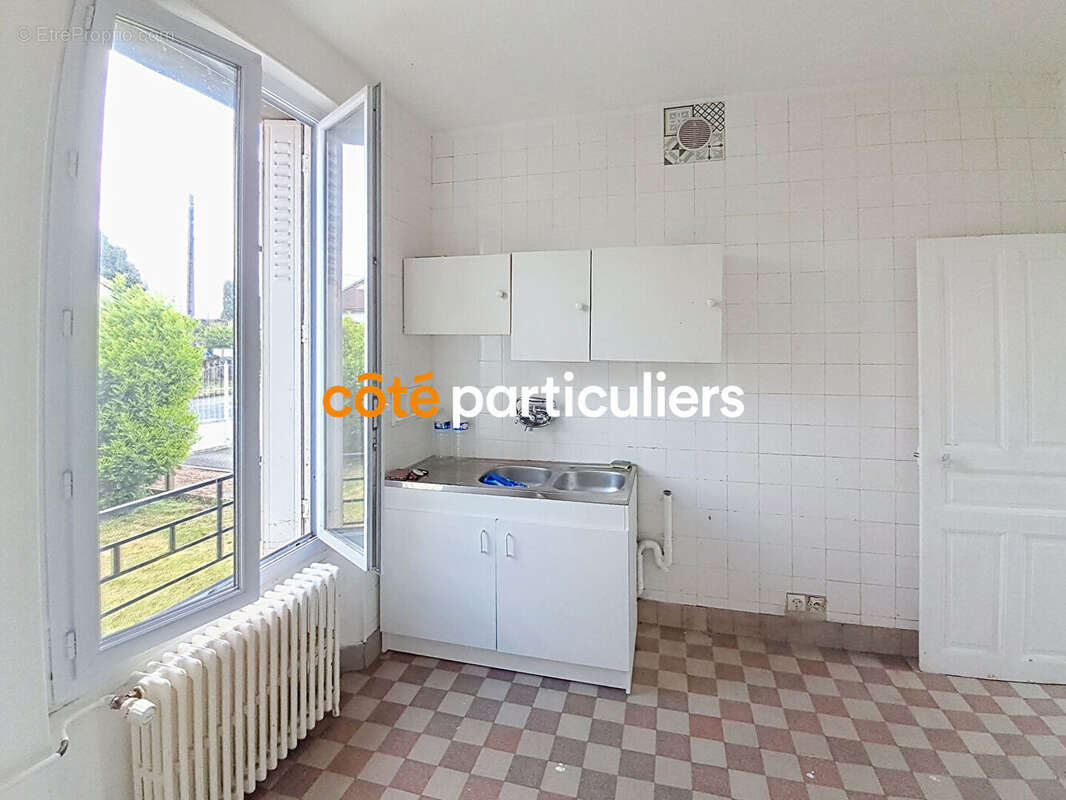 Maison à VILLEMANDEUR