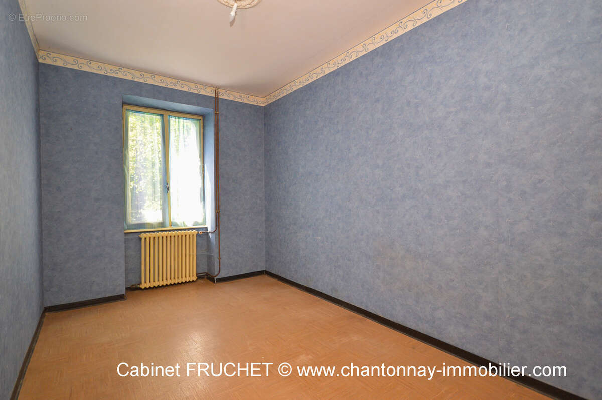 Maison à SAINT-PIERRE-DU-CHEMIN