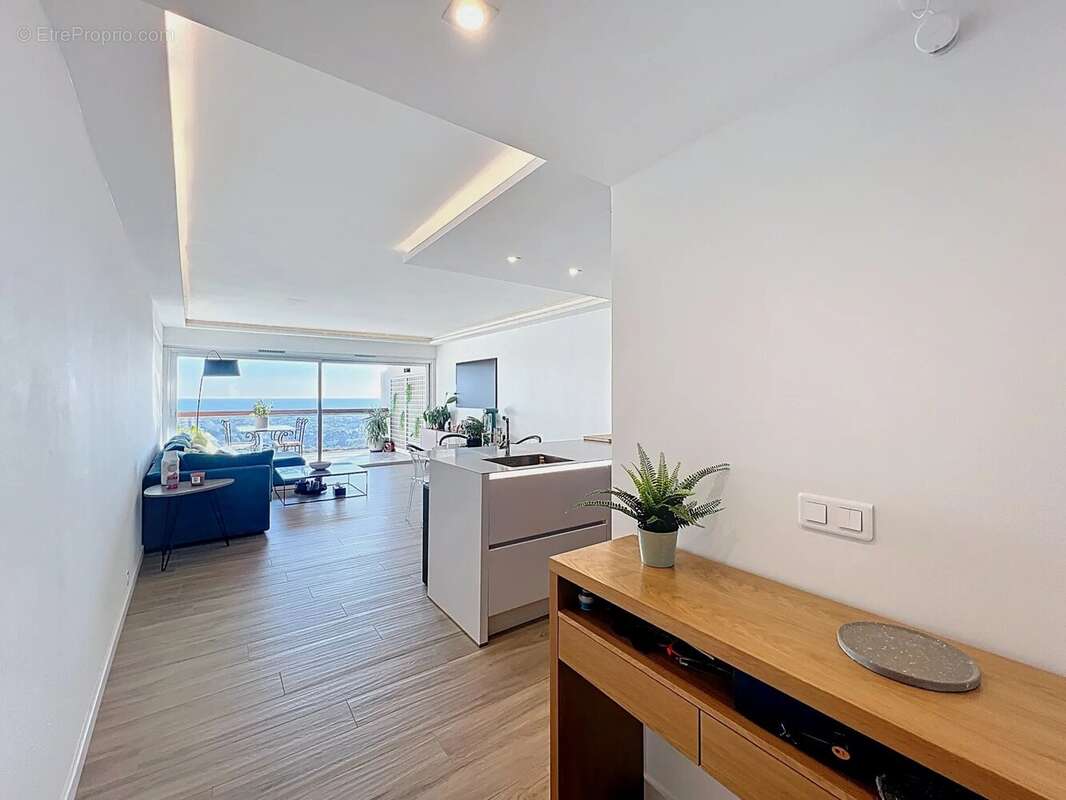 Appartement à LE CANNET