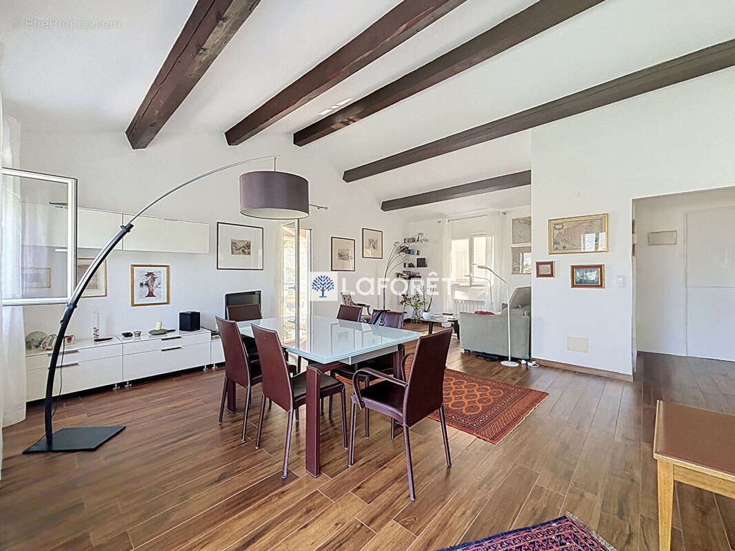 Maison de standing de 128m² avec vue mer exceptionnelle et piscine - photo 5