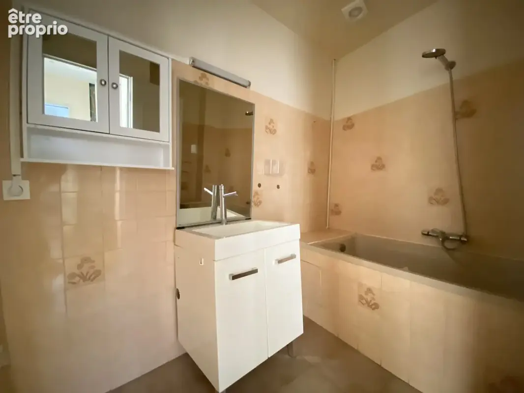 Maison de village- r+1 -3 pieces- 53m2 - photo 9