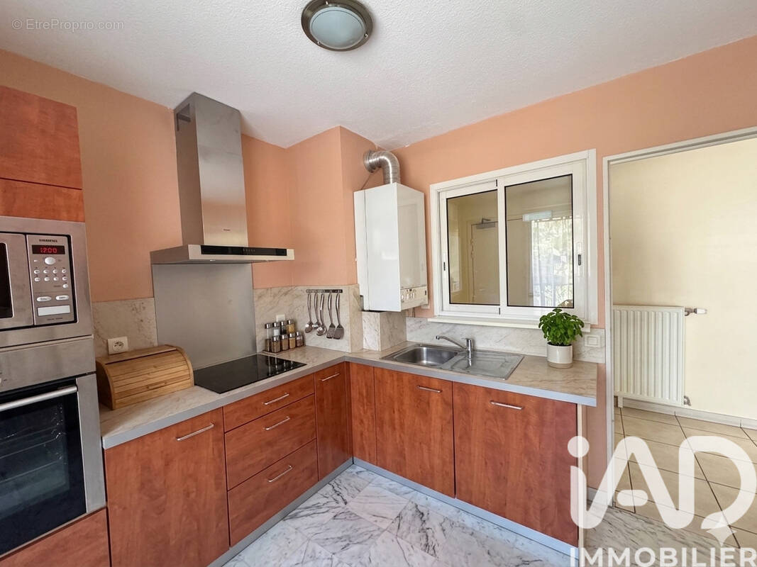 Photo 1 - Appartement à OULLINS