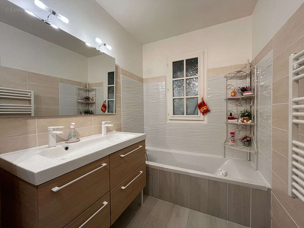 Maison à HUISSEAU-SUR-MAUVES