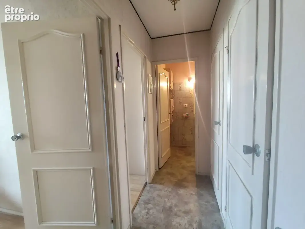 Appartement Type 4 avec garage cave et parking - photo 5