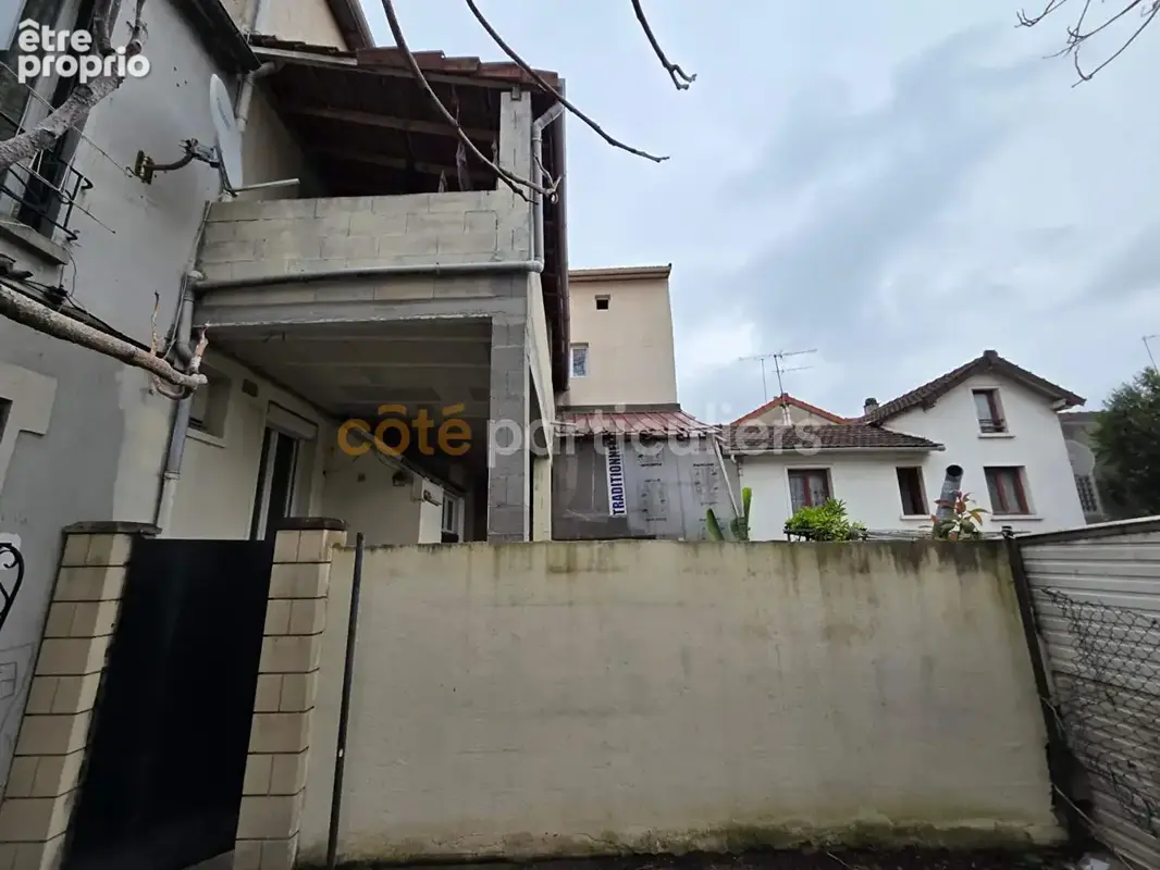 Maison Avec dépendance sur 4 niveaux à la Courneuve. - photo 4