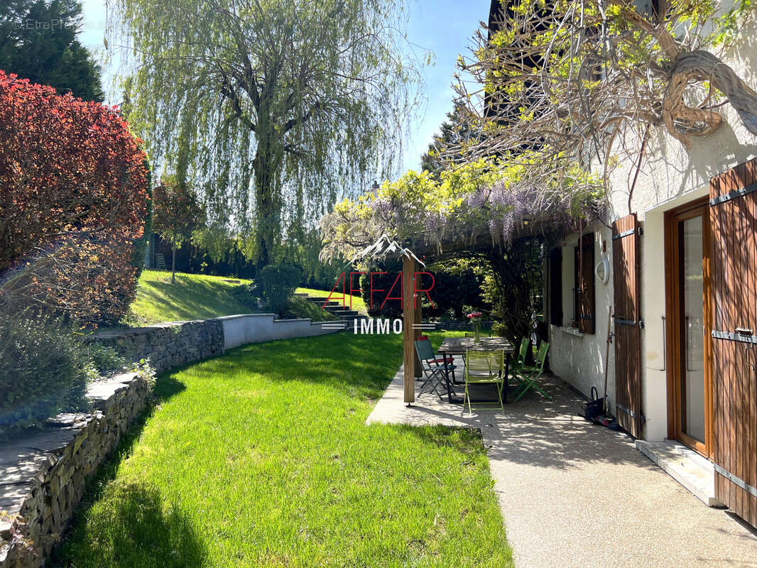 Maison à NEYDENS