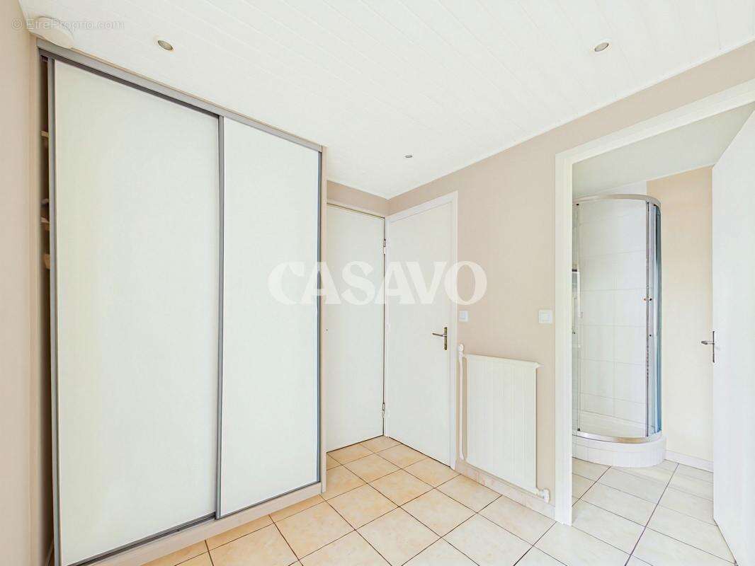 Vente Appartement 4 pièces de 73m² - 69300 Caluire-et-Cuire - photo 6