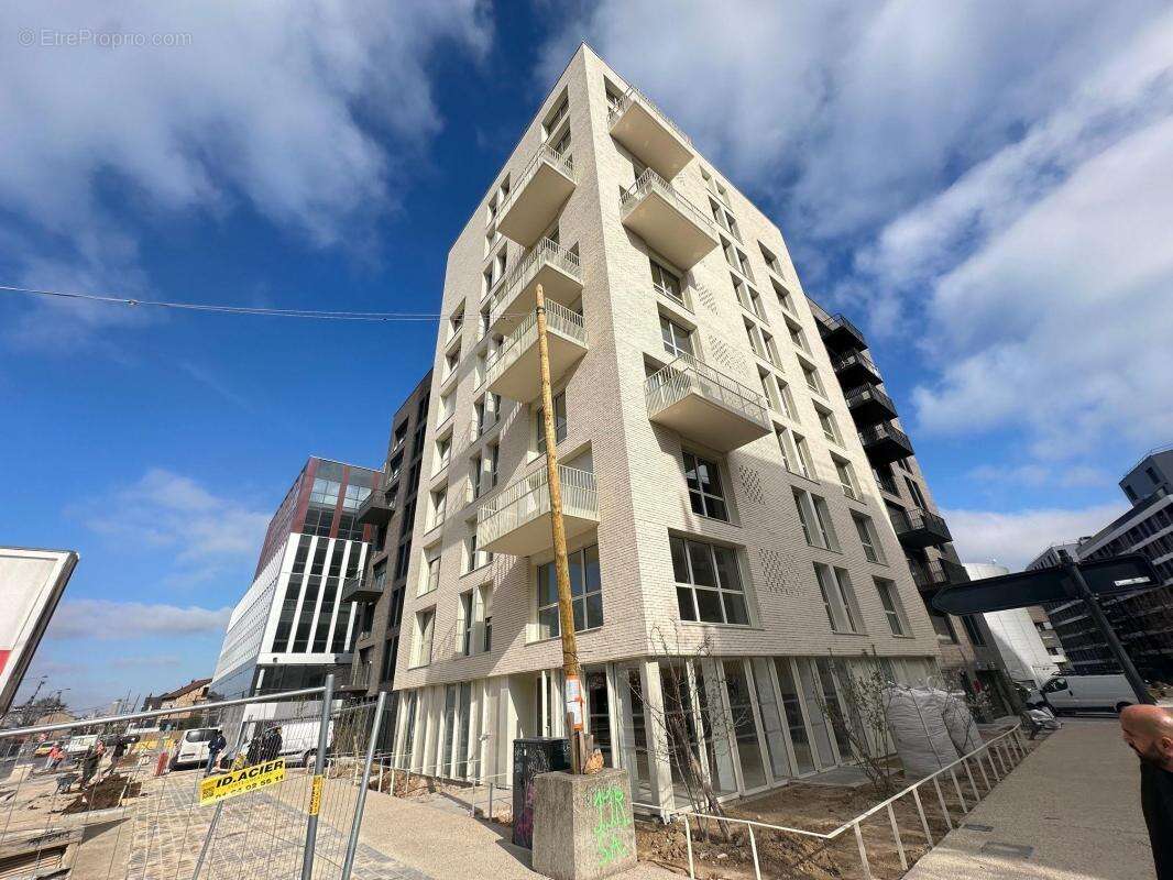 Appartement à ROMAINVILLE