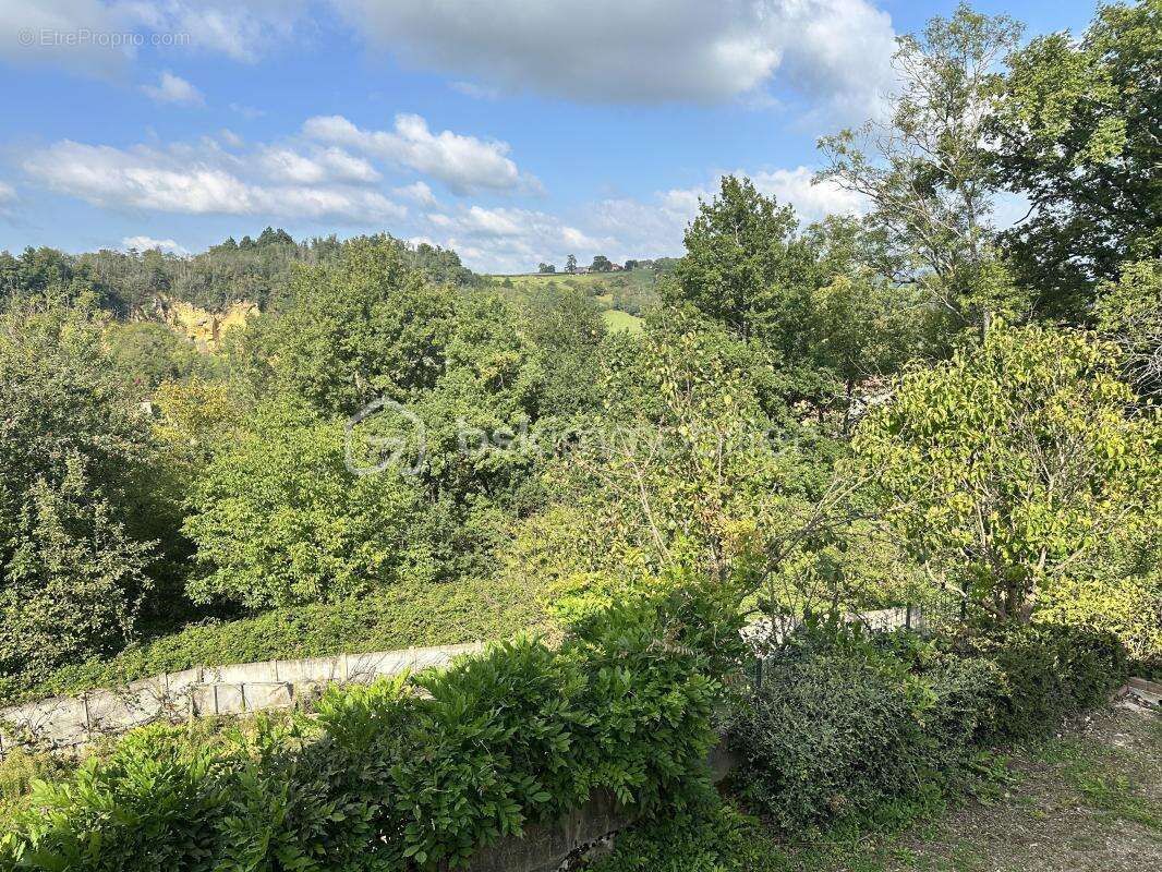 Maison à SAINT-DENIS-DE-CABANNE