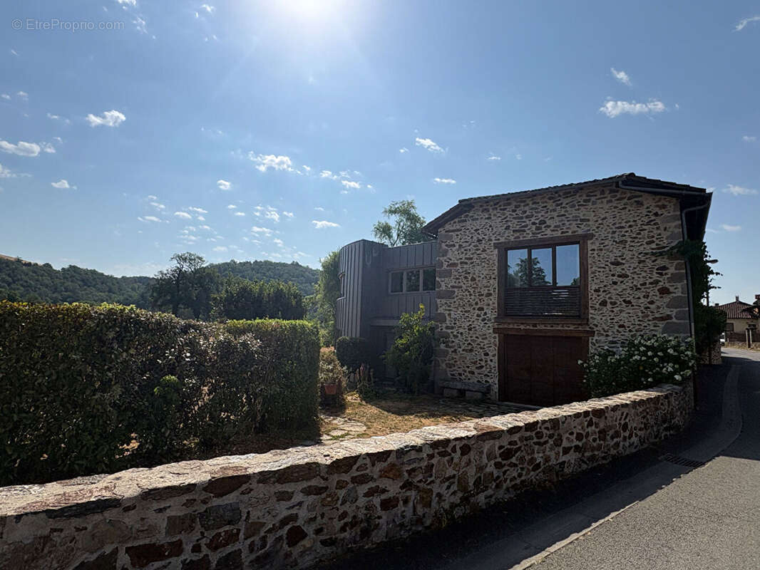 Maison d'exception avec extension contemporaine et prestations de qualité - photo 16