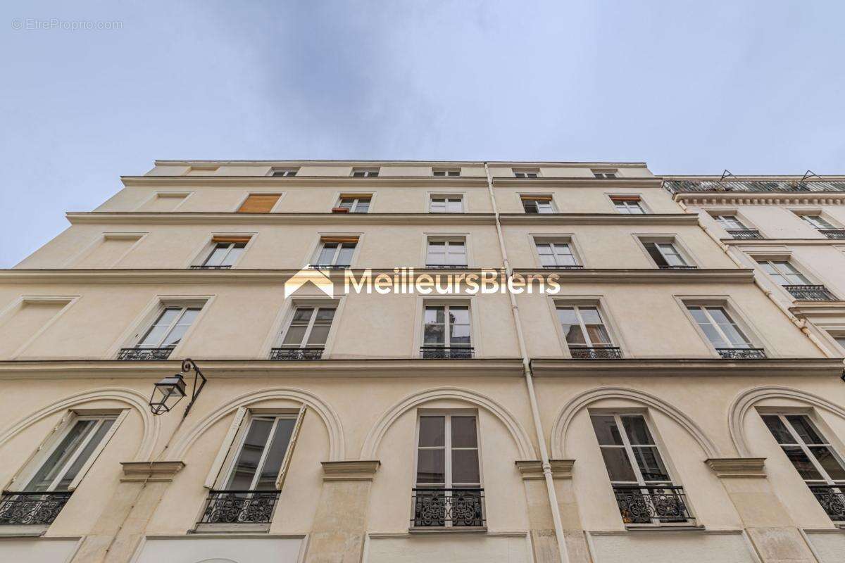 Appartement à PARIS-4E