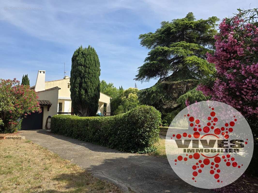 Maison à NISSAN-LEZ-ENSERUNE