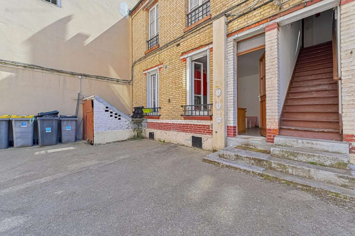 Appartement à CLICHY