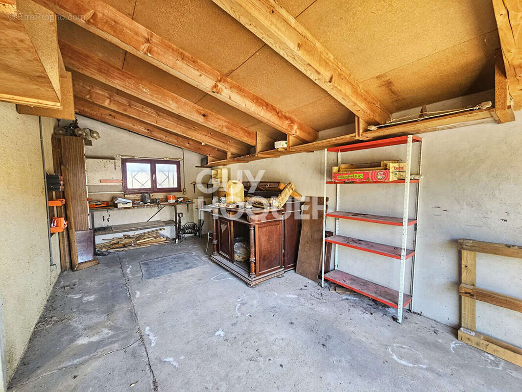 Maison à PEPIEUX