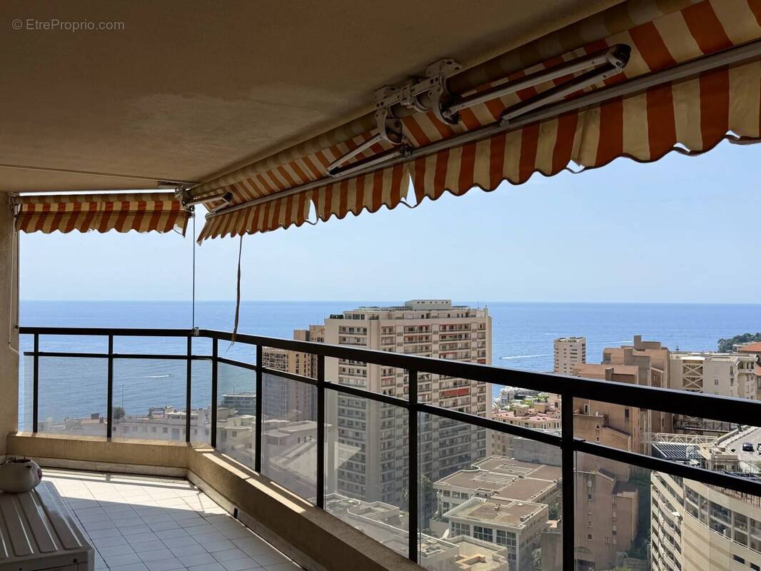 Appartement à BEAUSOLEIL
