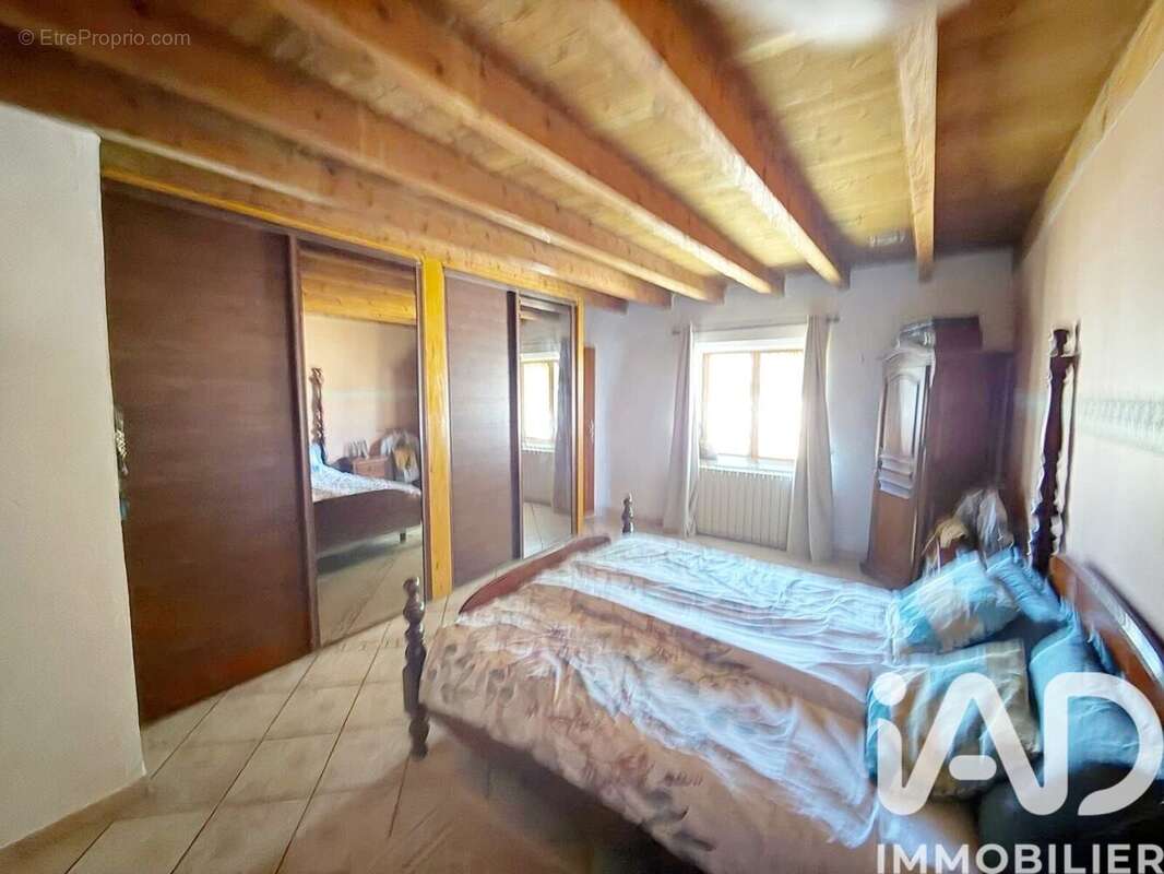 Maison 118 m² à Saint-Sylvestre  - photo 8
