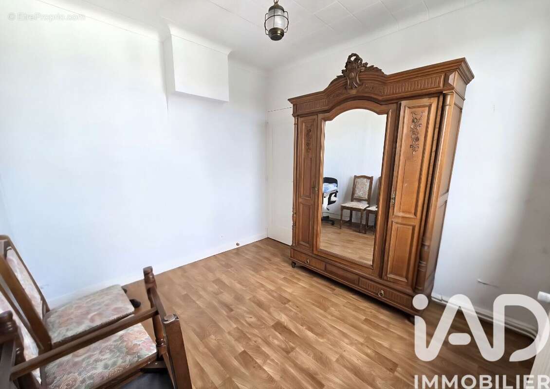 Photo 8 - Maison à SAINT-JULIEN-LES-VILLAS