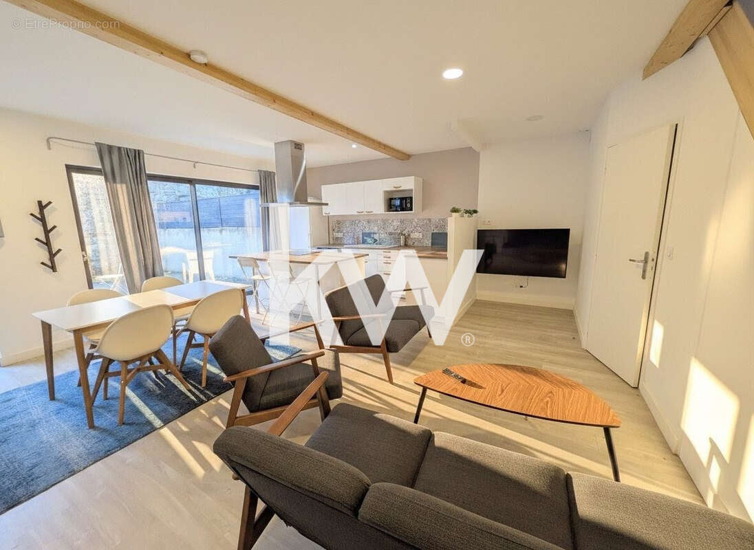 Appartement à SAINT-ETIENNE